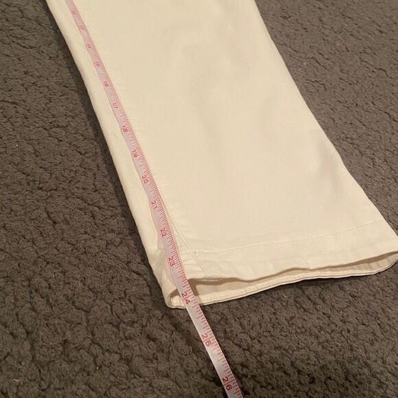 Chico’s White Cropped Pants - Picture 8 of 11
